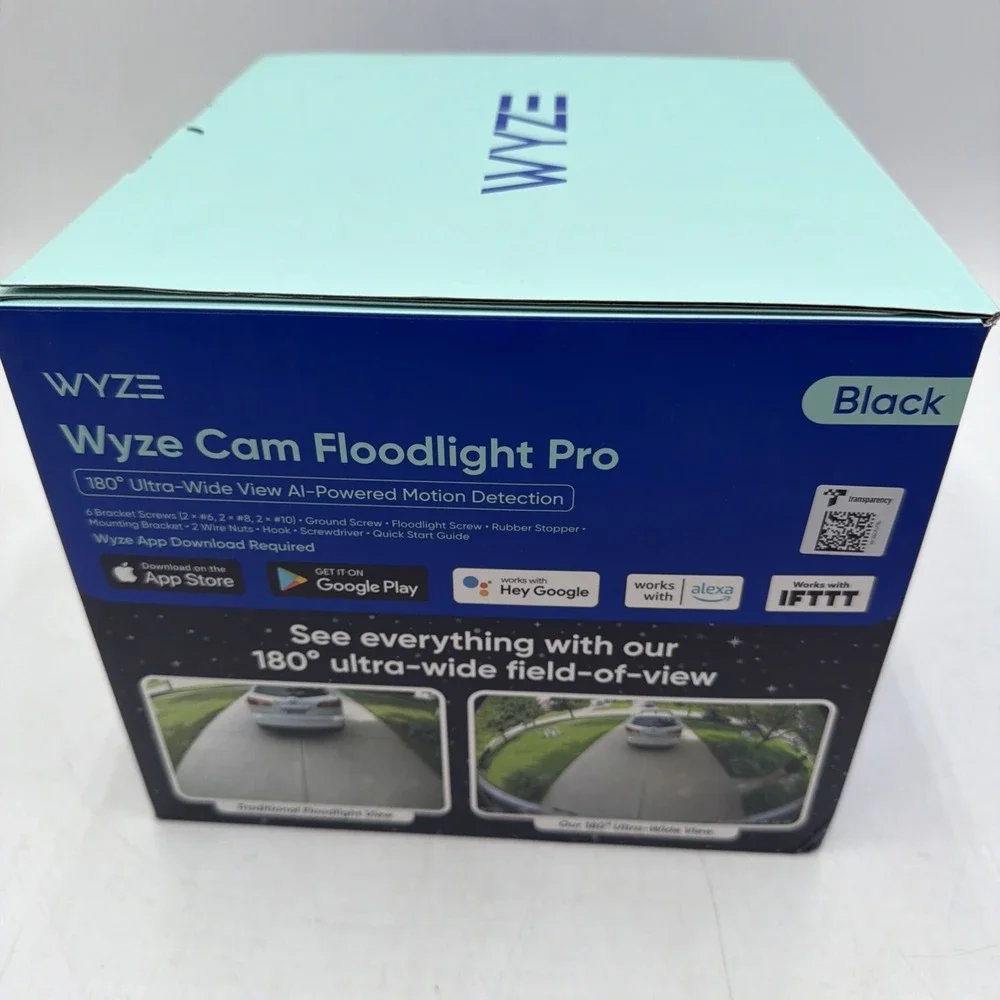 Wyze Cam Floodlight Pro BLACK 3000 Lumen LEDs 180° Wide View 2K HD Outdoor Wired